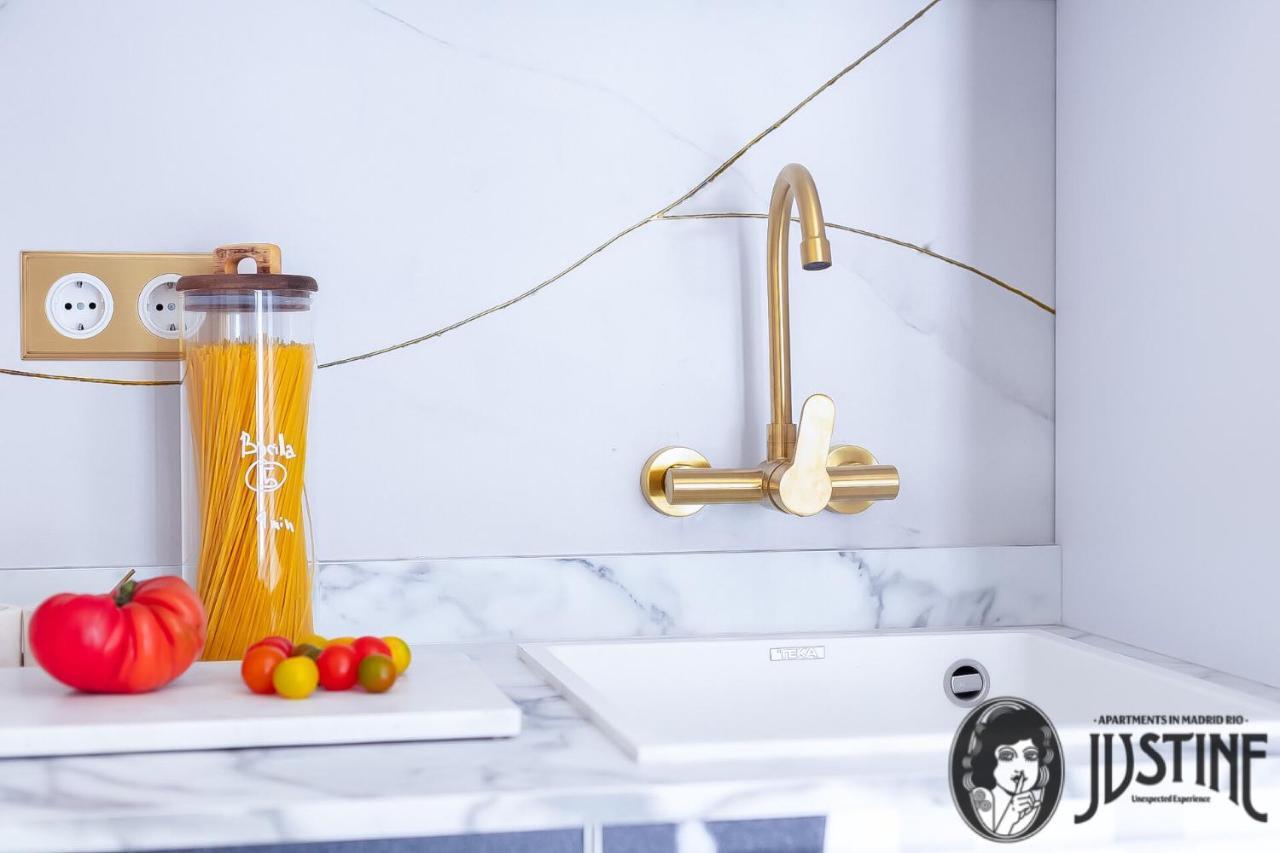 Suite Kintsugi By Justine Apartments Apartamento Turistico En Madrid Rio المظهر الخارجي الصورة