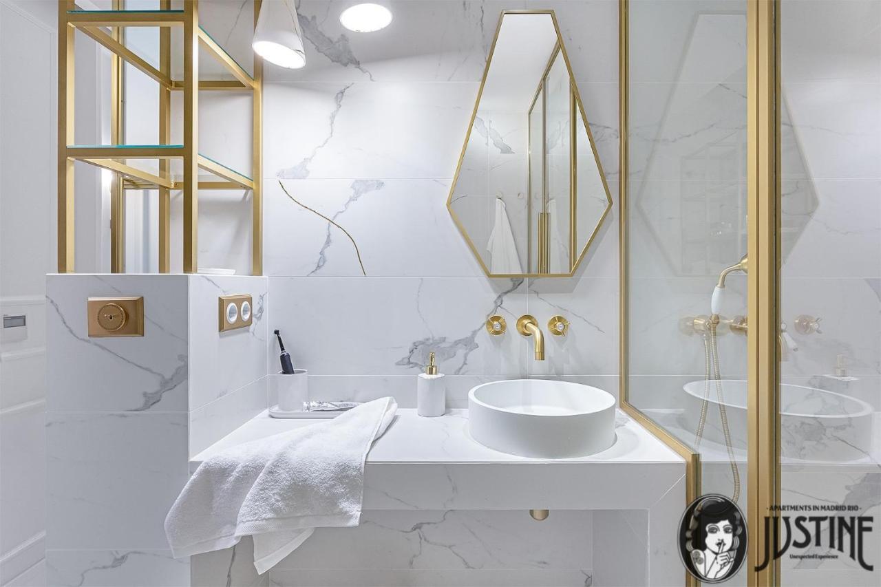 Suite Kintsugi By Justine Apartments Apartamento Turistico En Madrid Rio المظهر الخارجي الصورة