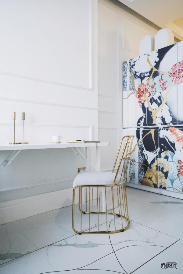 Suite Kintsugi By Justine Apartments Apartamento Turistico En Madrid Rio المظهر الخارجي الصورة